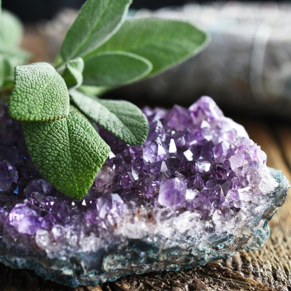 1 Small Raw Amethyst Beatutifully Cut Crystals